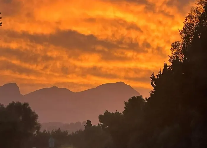 En El Campo Con Bano Privado En Port de Pollença