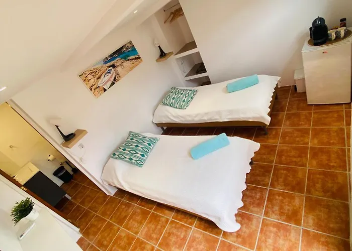 Lantställe En El Campo Con Bano Privado En *